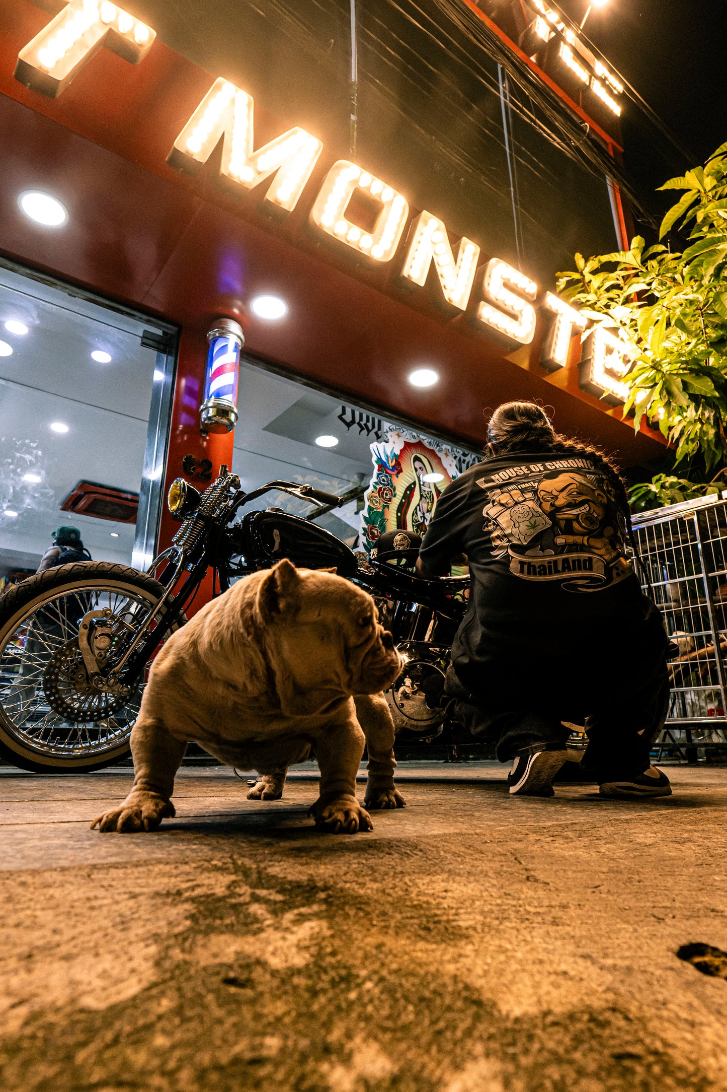 ChinoLoco X House of chronic Thailand BTC T-shit