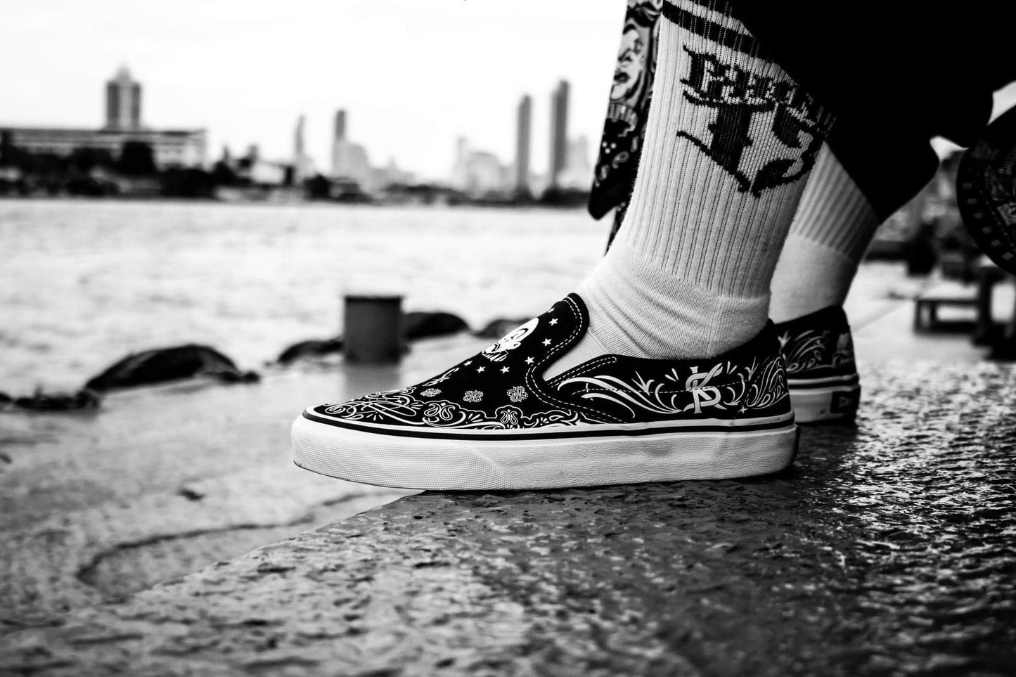 Chino13 Classic Crew Socks