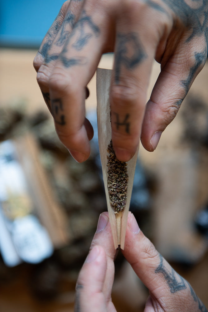 ChinoLoco × Tribal Lower Left Thailand – Hemp Rolling Papers (King Size)