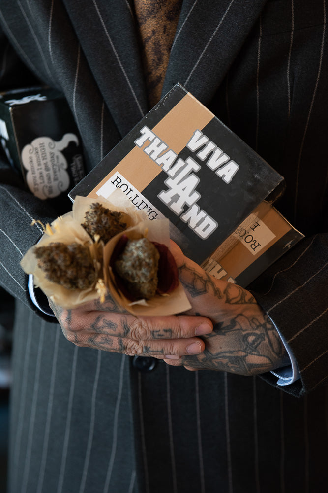 ChinoLoco × Tribal Lower Left Thailand – Hemp Rolling Papers (King Size)